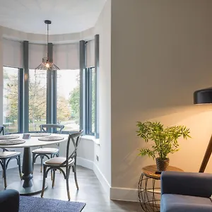 Apartahotel Park Lane By Urban Space