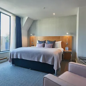 https://apex-city-of-london.cambridgehotelsuk.com